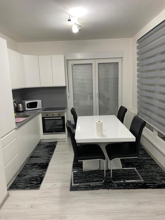 Oaza Apartments Сараево Экстерьер фото