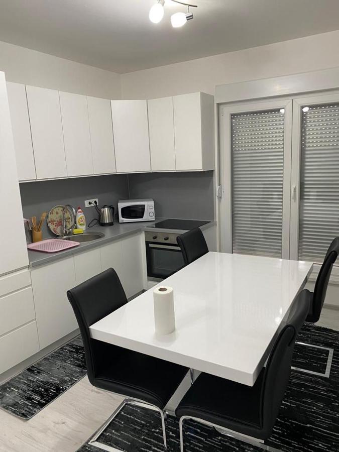 Oaza Apartments Сараево Экстерьер фото